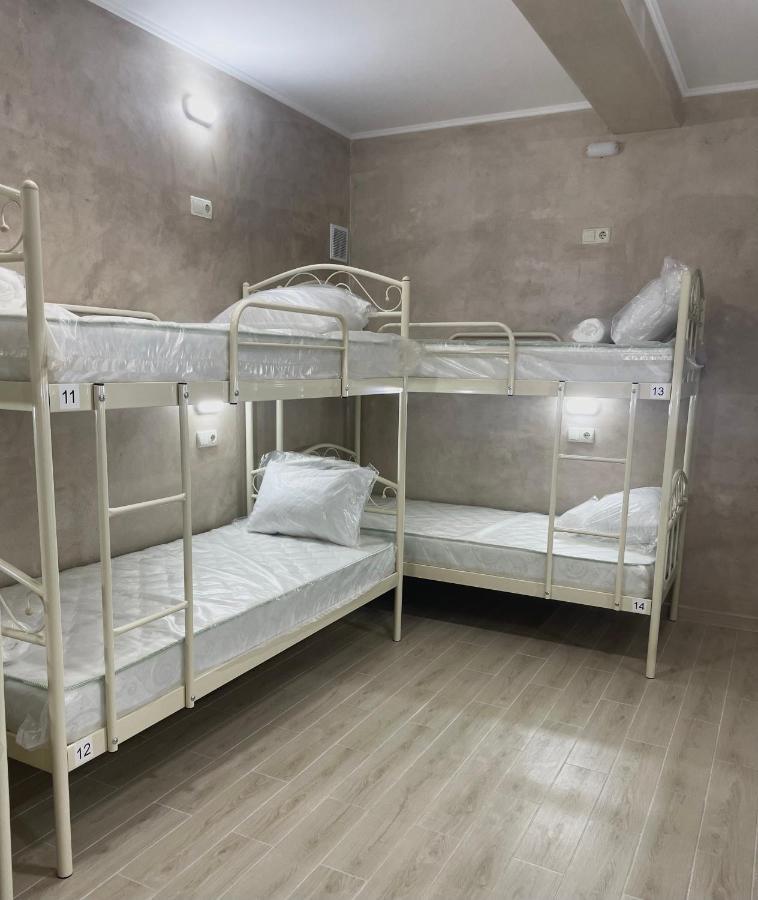 Hostel Garden St Одеса Екстериор снимка