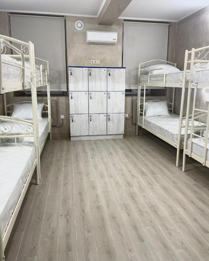 Hostel Garden St Одеса Екстериор снимка