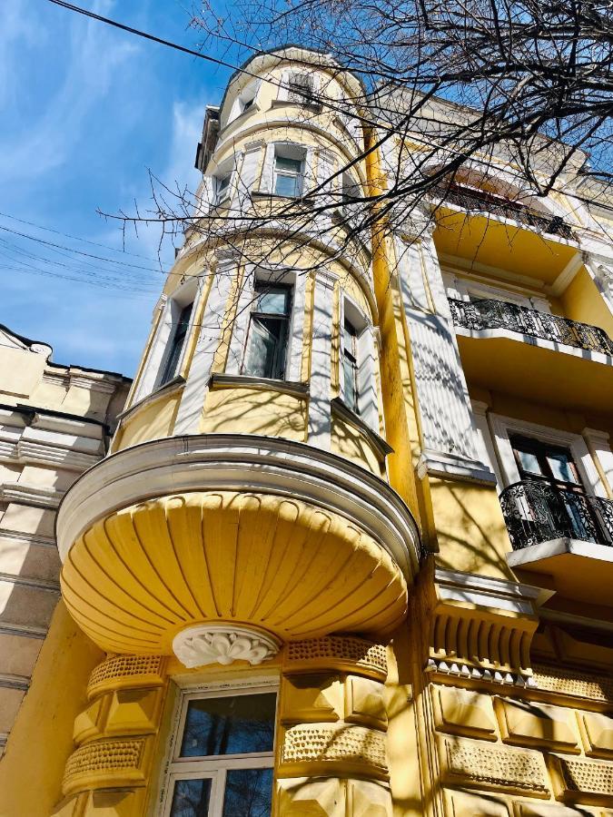 Hostel Garden St Одеса Екстериор снимка